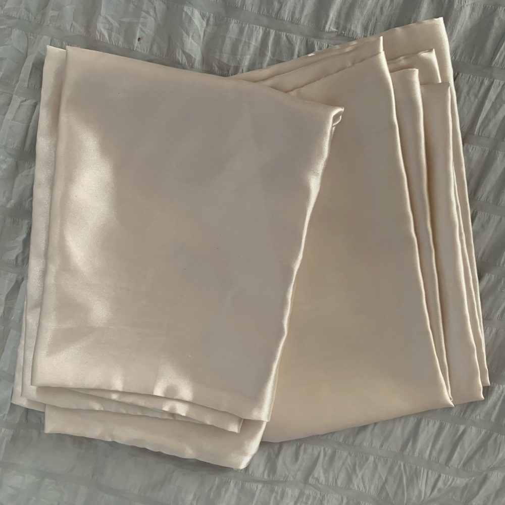 Champagne silk pillow cases